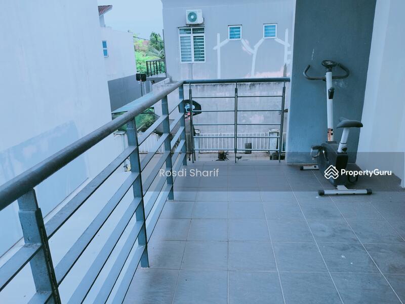 For Sale - Beautiful Bungalow Double Storey Saujana Rawang