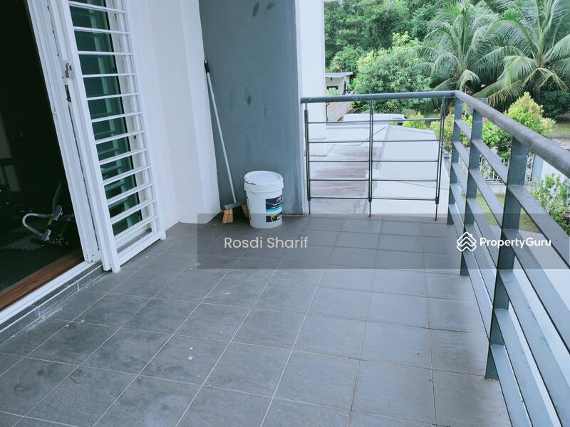 For Sale - Beautiful Bungalow Double Storey Saujana Rawang