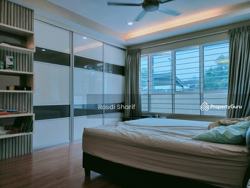 For Sale - Beautiful Bungalow Double Storey Saujana Rawang