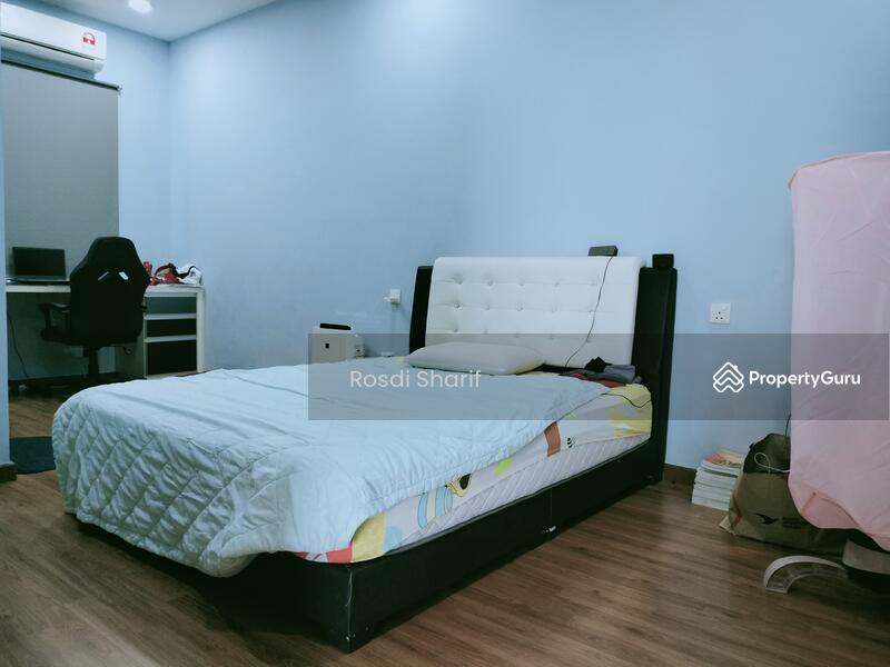 For Sale - Beautiful Bungalow Double Storey Saujana Rawang