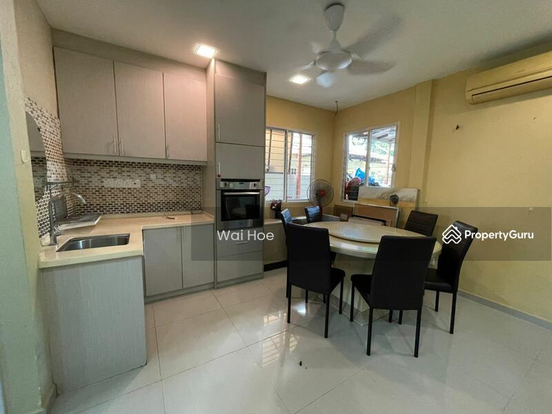 2-storey Terraced House for Sale in Bandar Putra Permai (Seri Kembangan) - Wai Hoe - PropertyGuru.com.my