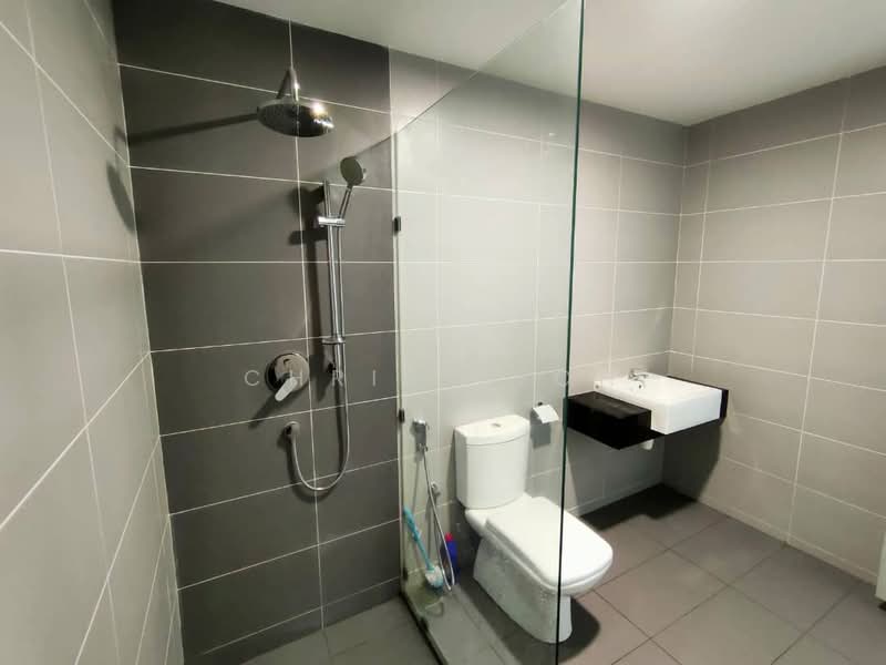Kondominium untuk Disewa di Golden Triangle 2 - Chris Teoh - Bathroom - PropertyGuru.com.my
