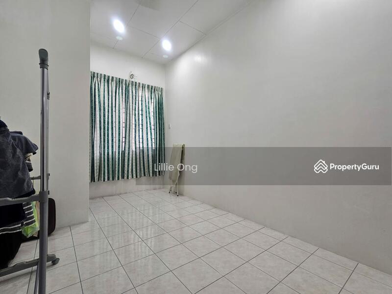 1st floor bedroom