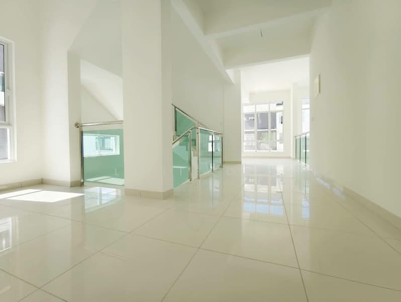 For Sale - TAMAN LEMBAH PERMAI