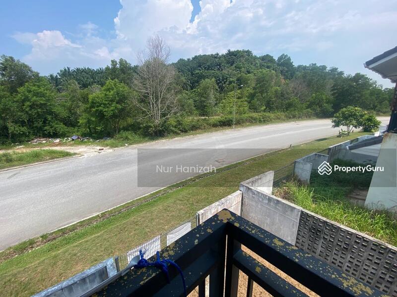 Semi-Detached House for Sale in Puncak Bestari (Puncak Alam) - Nur Hanizah - PropertyGuru.com.my