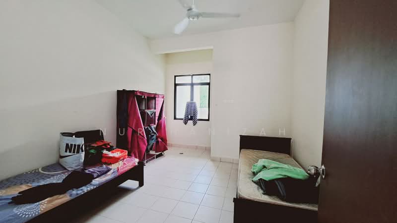 Rumah Berkembar untuk Dijual di Puncak Bestari (Puncak Alam) - Nur Hanizah - PropertyGuru.com.my