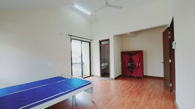 Rumah Berkembar untuk Dijual di Puncak Bestari (Puncak Alam) - Nur Hanizah - PropertyGuru.com.my