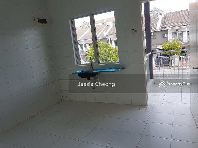 Untuk Dijual - The Lake Residence