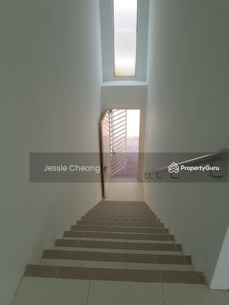Untuk Dijual - The Lake Residence