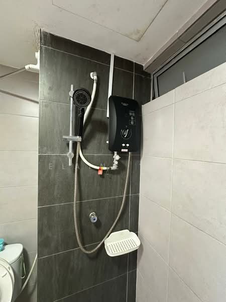 Apartment for Sale at Ixora - Elaine Yap - Bathroom - PropertyGuru.com.my