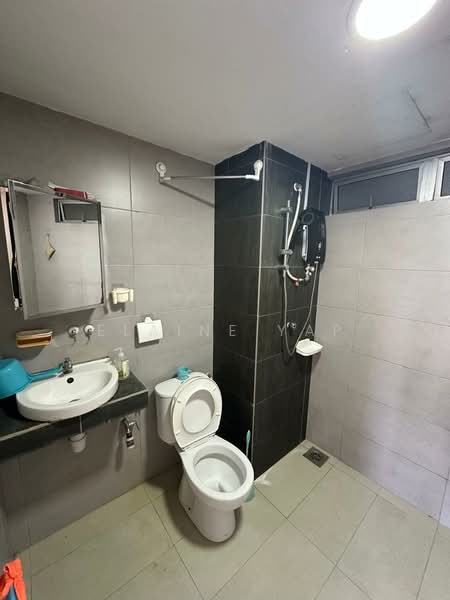 Apartment for Sale at Ixora - Elaine Yap - Bathroom - PropertyGuru.com.my