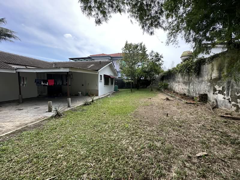 Bungalow for Sale in SS1 (Petaling Jaya) - Jack Low - PropertyGuru.com.my