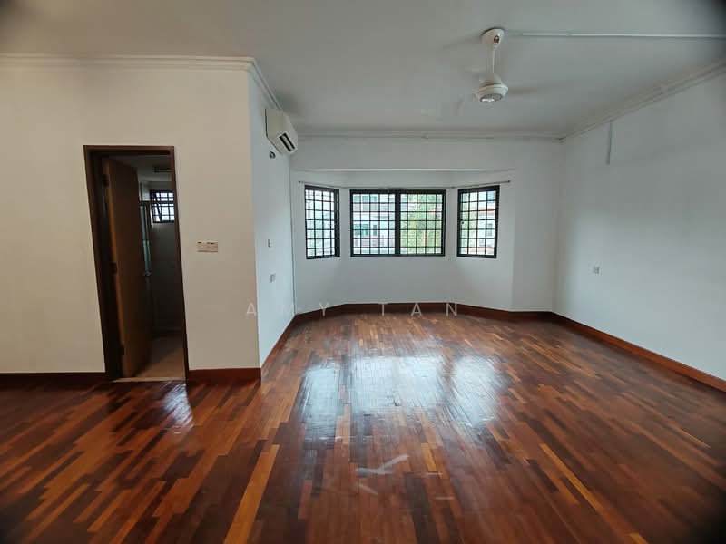 2.5-storey Terraced House for Rent in Bandar Utama (Selangor) - Amy Tan - Living Room - PropertyGuru.com.my