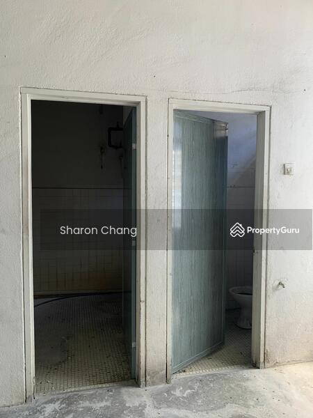 For Rent - Farlim Shoplot