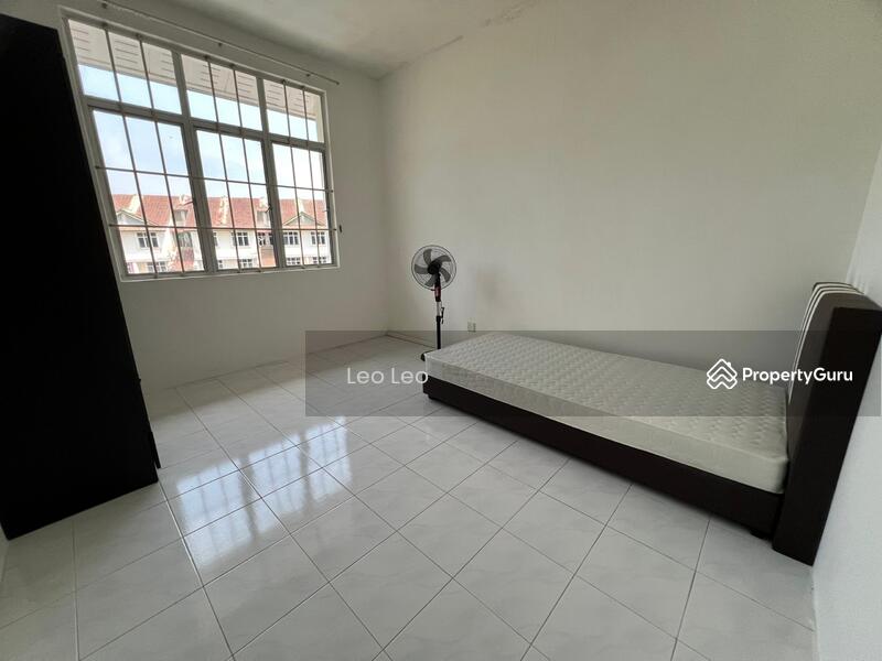 For Rent - Summer Park Townhouse @ Seri Alam