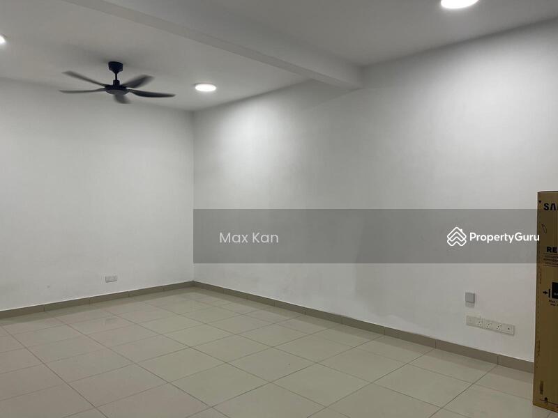 Untuk Disewa - Pasir gudang double storey Renovation unit