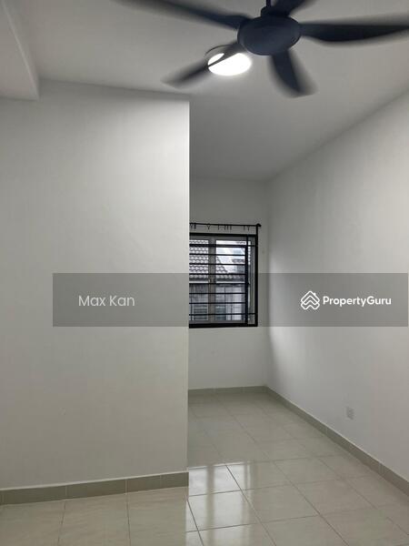 Untuk Disewa - Pasir gudang double storey Renovation unit