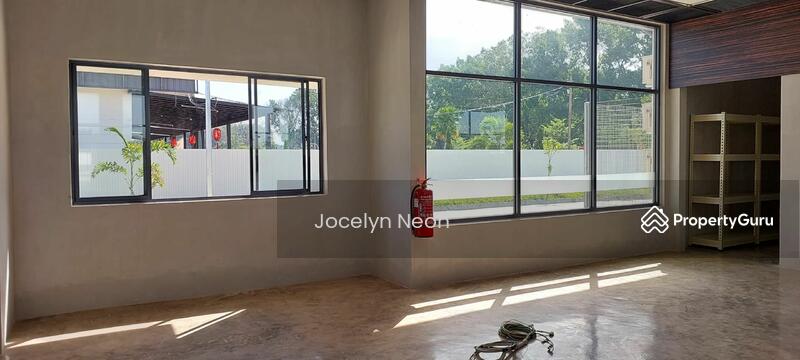 For Rent - Retail space at Lunas