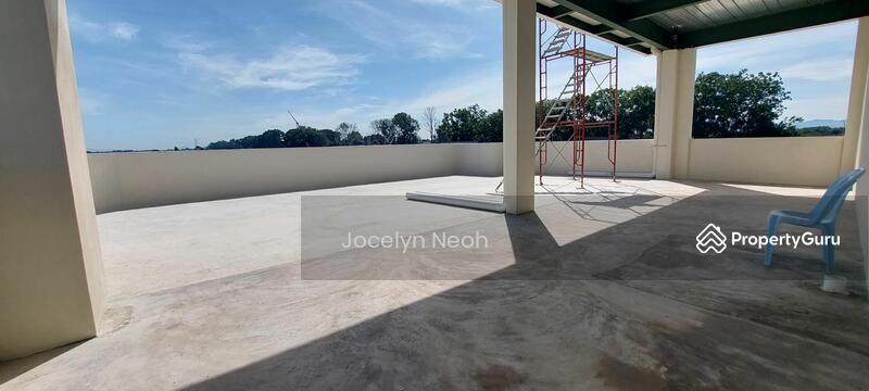 For Rent - Retail space at Lunas