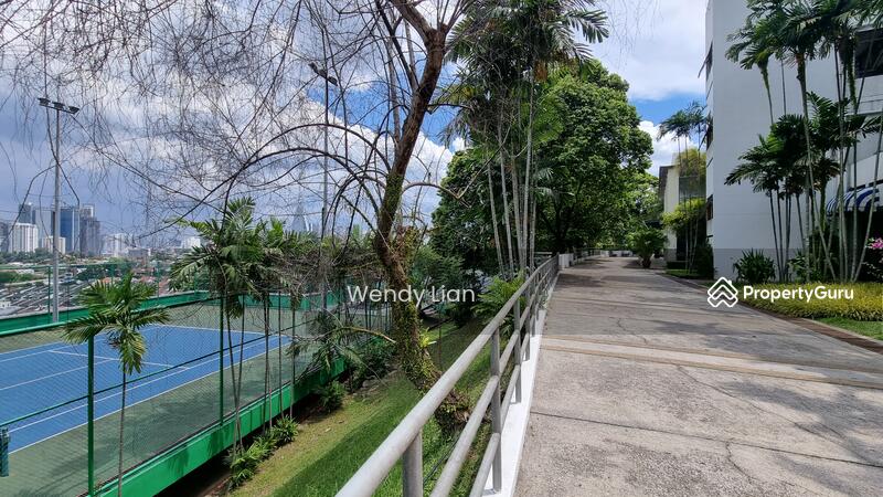 Untuk Disewa - Sri Wangsaria