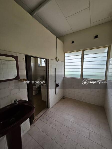 Rumah Berkembar untuk Dijual di Taman Green Lane (Jelutong) - Fennie Seow - PropertyGuru.com.my
