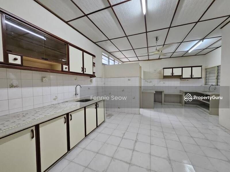 Rumah Berkembar untuk Dijual di Taman Green Lane (Jelutong) - Fennie Seow - PropertyGuru.com.my