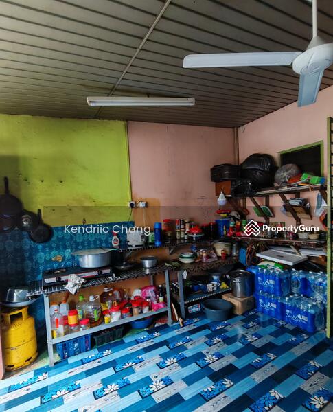 Untuk Dijual - Balakong Freehold 1.5 storey landed house in Jalan Taming Sari 1