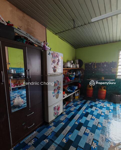 Untuk Dijual - Balakong Freehold 1.5 storey landed house in Jalan Taming Sari 1