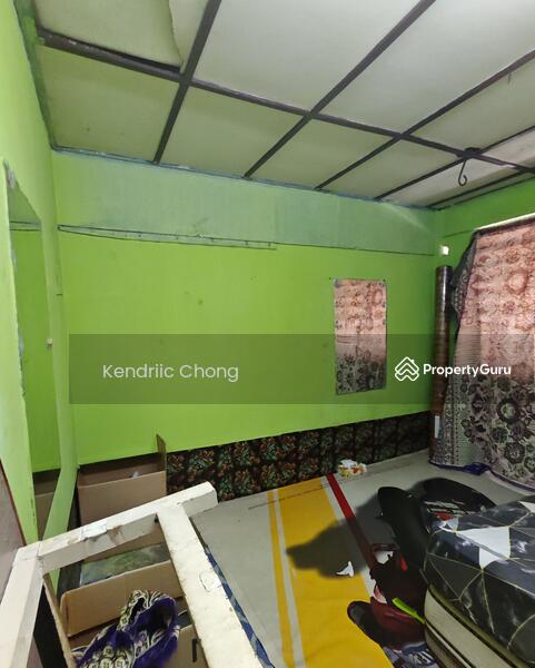 Untuk Dijual - Balakong Freehold 1.5 storey landed house in Jalan Taming Sari 1