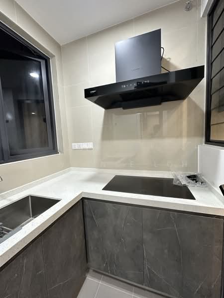Servis Apartment untuk Disewa di Sunway Velocity TWO - Lawrence Loh - Kitchen - PropertyGuru.com.my