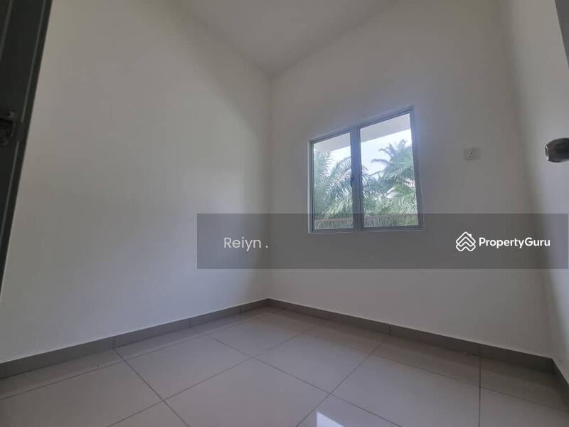 Untuk Dijual - SEMI-D BARU meru setingkat freehold