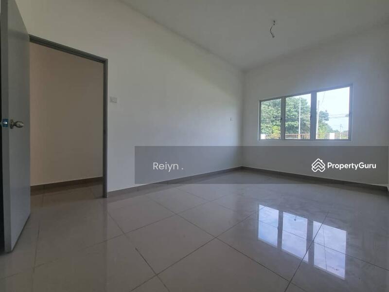 Untuk Dijual - SEMI-D BARU meru setingkat freehold