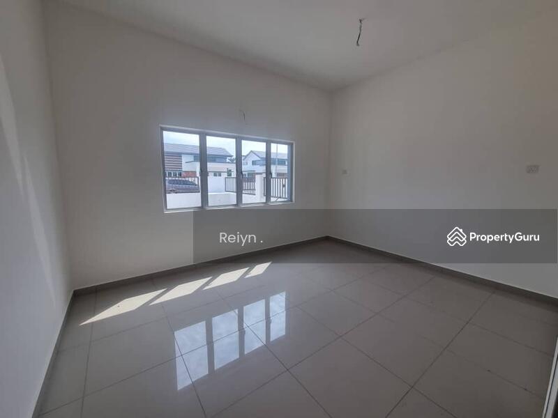 Untuk Dijual - SEMI-D BARU meru setingkat freehold