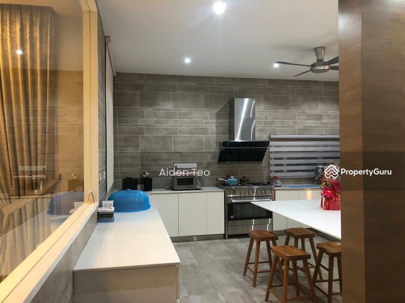 For Sale - Taman Saujana Heights