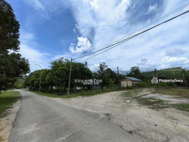 For Sale - 4.5 Acres Freehold Development Land Mainroad Titi Jelebu Klawang