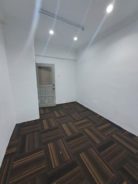 Shop for Rent in Taman Muda (Ampang) - Remy Lim - Interior - PropertyGuru.com.my