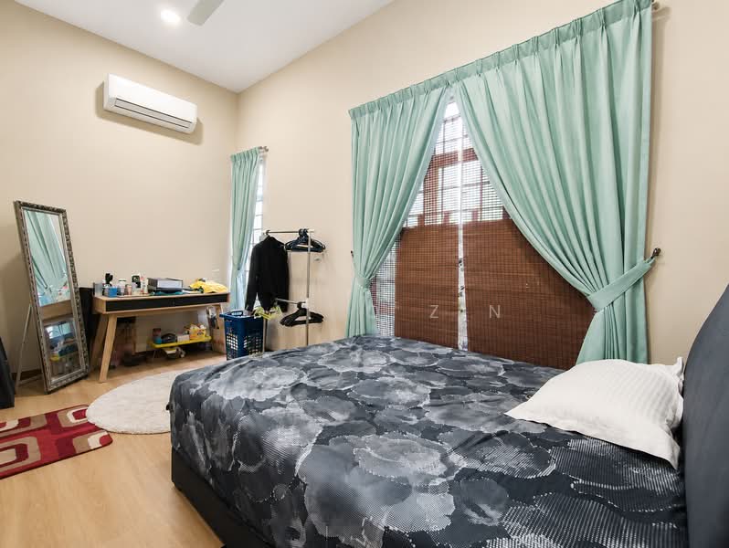 Rumah Berkembar untuk Dijual di Seksyen U10 (Shah Alam) - SYAFIQ ZIN - Bedroom - PropertyGuru.com.my