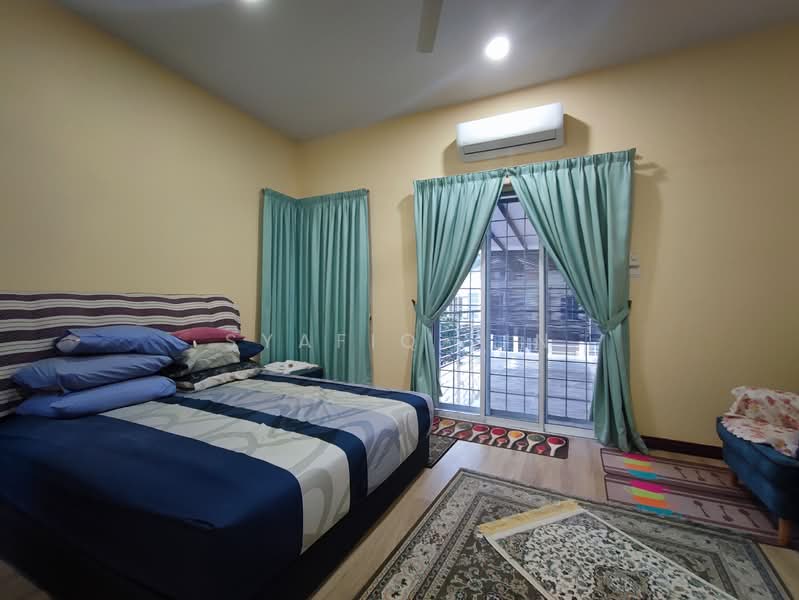 Rumah Berkembar untuk Dijual di Seksyen U10 (Shah Alam) - SYAFIQ ZIN - Bedroom - PropertyGuru.com.my