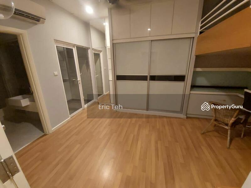 Challis Townhouse Landed Fully Furnished House at Kota Damansara, Kota