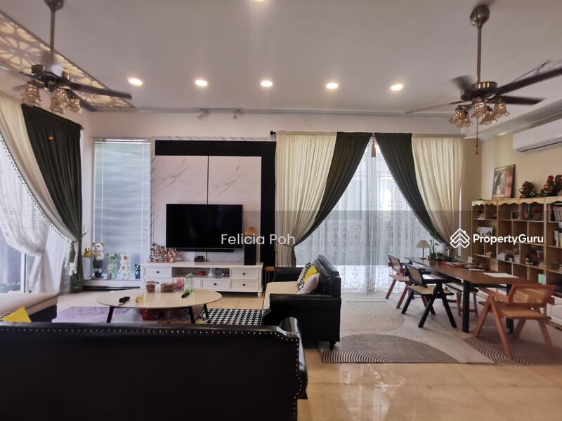 Untuk Dijual - 3 Storey Semi-D With Lift - Sentinelle Ville (Villa Sentri), Bukit Martajam
