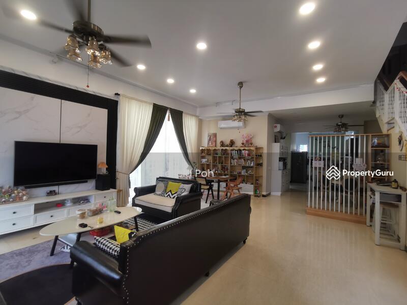 Untuk Dijual - 3 Storey Semi-D With Lift - Sentinelle Ville (Villa Sentri), Bukit Martajam