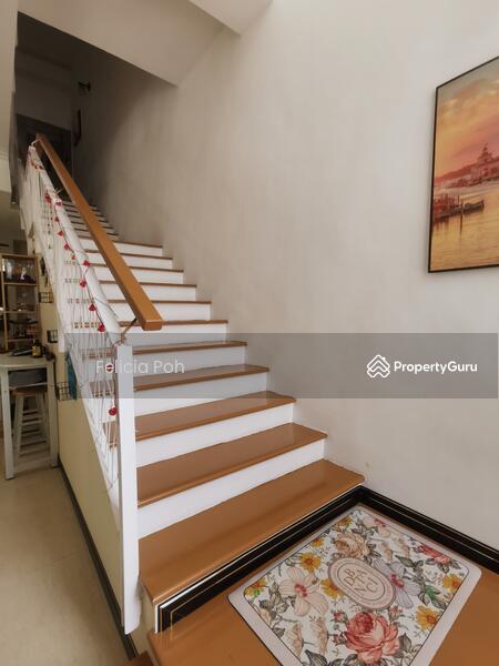 Untuk Dijual - 3 Storey Semi-D With Lift - Sentinelle Ville (Villa Sentri), Bukit Martajam