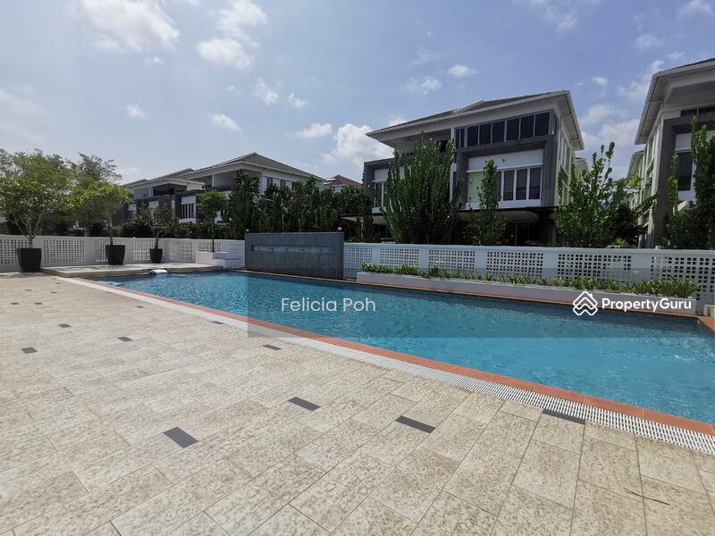 Untuk Dijual - 3 Storey Semi-D With Lift - Sentinelle Ville (Villa Sentri), Bukit Martajam