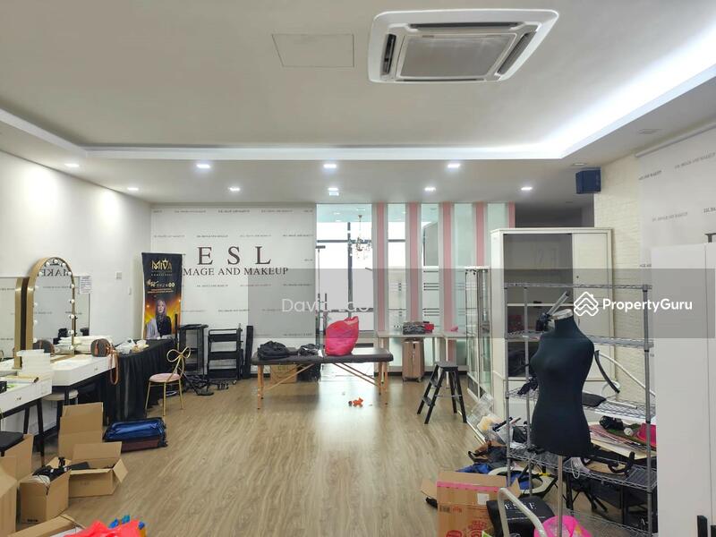 For Rent - Amaya Maluri - 2-storey retail