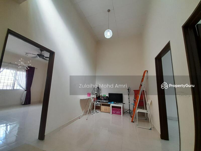 Kitchen cantik Seri Alam Saujana Utama Sungai Buloh, Jalan Seri Alam, Saujana Utama