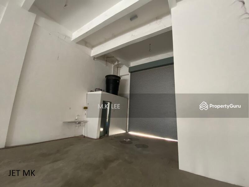 For Rent - Aman Perdana 3 Storey Link Factory Warehouse 25x80, Facing Main Road, Kapar