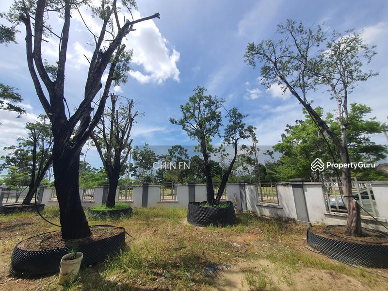 For Sale - Corner Freehold Big Land 400 sq.ft 2 Sty Terrace Desa Cheng Perdana