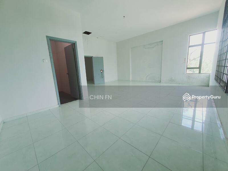 For Sale - Corner Freehold Big Land 400 sq.ft 2 Sty Terrace Desa Cheng Perdana