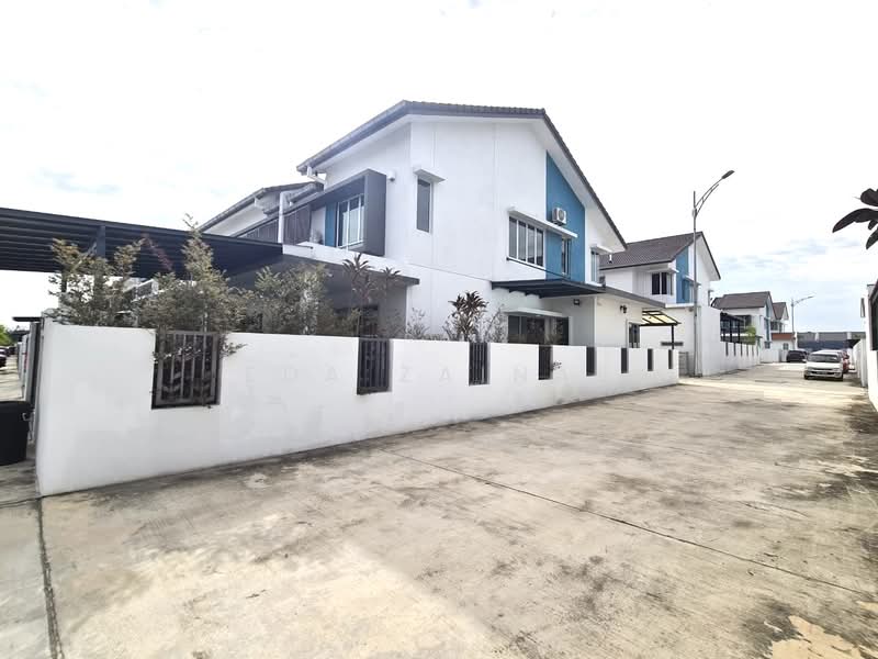 Terraced House for Sale in Sepang (Selangor) - Eda Zainal - Exterior - PropertyGuru.com.my