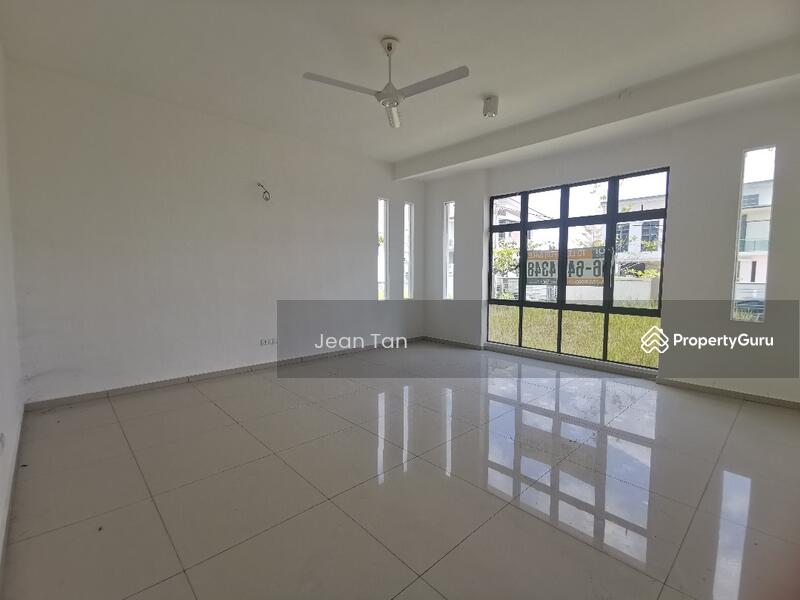 Untuk Dijual - Vista Kirana Bungalow For Sale Below Market RM180k, Ayer Keroh